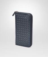 Bottega Veneta® Portemonnaie mit Rundumreißverschluss aus Vachetteleder Intrecciato Prusse Bottega Veneta® Portemonnaie mit Rundumreißverschluss aus Vachetteleder Intrecciato Prusse