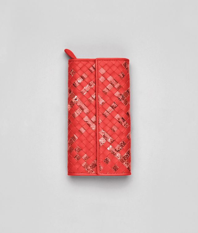 BOTTEGA VENETA New Red Intrecciato Ayers Nappa Continental Wallet Continental Wallet D fp