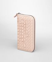 Bottega Veneta® Portemonnaie mit Rundum-Reißverschluss aus Nappaleder Minionde Intrecciato Petale Bottega Veneta® Portemonnaie mit Rundum-Reißverschluss aus Nappaleder Minionde Intrecciato Petale