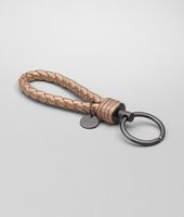 Bottega Veneta® Schlüsselanhänger aus NAPPALEDER INTRECCIATO METALLIZZATO RAME MET Bottega Veneta® Schlüsselanhänger aus NAPPALEDER INTRECCIATO METALLIZZATO RAME MET
