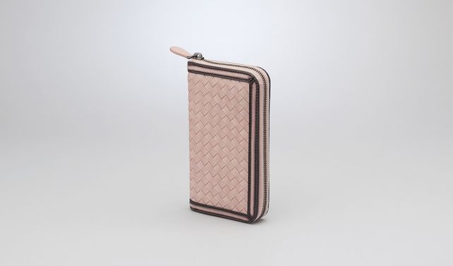 BOTTEGA VENETA - BLUSH INTRECCIATO BORDER CALF Zip Around Wallet