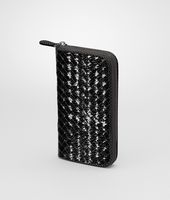 Bottega Veneta® PORTAFOGLIO NERO E ORO IN AYERS INTRECCIATO CON ZIP Bottega Veneta® PORTAFOGLIO NERO E ORO IN AYERS INTRECCIATO CON ZIP