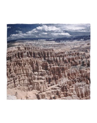 ZOOM THE TEXTILE REBELS - Square scarf