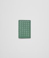 Bottega Veneta® KARTENETUI AUS GEWASCHENEM LAMMLEDER INTRECCIATO EMERALD GREEN Bottega Veneta® KARTENETUI AUS GEWASCHENEM LAMMLEDER INTRECCIATO EMERALD GREEN