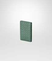 Bottega Veneta® KARTENETUI AUS GEWASCHENEM LAMMLEDER INTRECCIATO EMERALD GREEN Bottega Veneta® KARTENETUI AUS GEWASCHENEM LAMMLEDER INTRECCIATO EMERALD GREEN