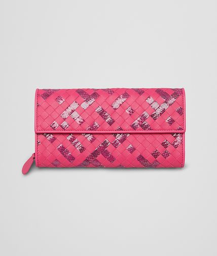 BOTTEGA VENETA - CONTINENTAL PORTEMONNAIE AUS AYERS UND NAPPALEDER INTRECCIATO ROSA SHOCK