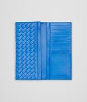 Bottega Veneta® PORTAFOGLIO CONTINENTAL SIGNAL BLUE IN VN INTRECCIATO Bottega Veneta® PORTAFOGLIO CONTINENTAL SIGNAL BLUE IN VN INTRECCIATO