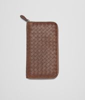 Bottega Veneta® PORTAFOGLIO EDOARDO E BURNT RED IN INTRECCIATO VINTAGE LAVATO CON ZIP Bottega Veneta® PORTAFOGLIO EDOARDO E BURNT RED IN INTRECCIATO VINTAGE LAVATO CON ZIP