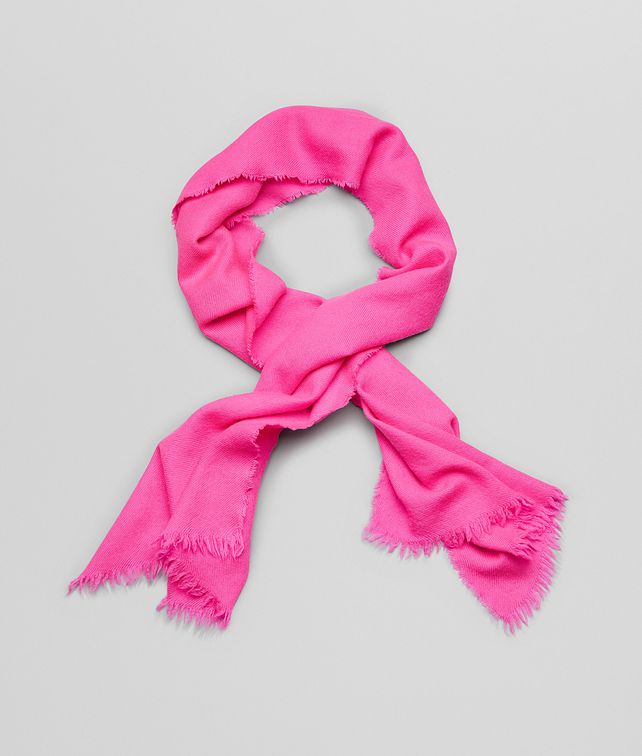 BOTTEGA VENETA SCARF IN MAGENTA CASHMERE Scarf or other D fp