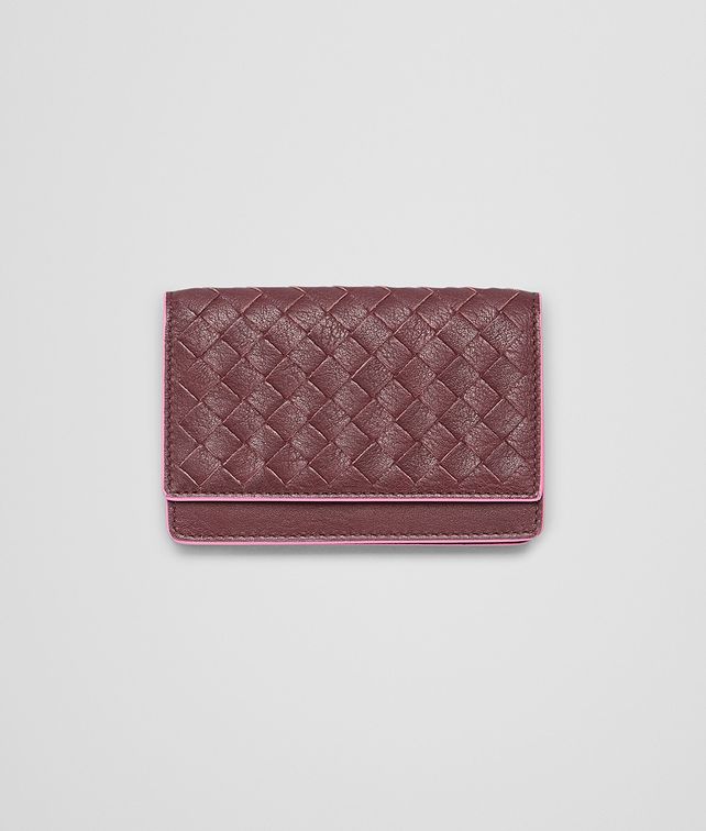 BOTTEGA VENETA KARTENETUI AUS GEWASCHENEM VINTAGE INTRECCIATO AUBERGINE UND ROSA SHOCK Kartenetui oder Geldbörse D fp