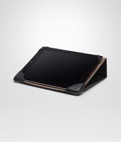 Bottega Veneta® NERO INTRECCIATO NAPPA IPAD CASE Bottega Veneta® NERO INTRECCIATO NAPPA IPAD CASE