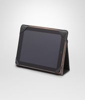 Bottega Veneta® NERO INTRECCIATO NAPPA IPAD CASE Bottega Veneta® NERO INTRECCIATO NAPPA IPAD CASE