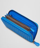 Bottega Veneta® Portemonnaie Mit Rundum-Reissverschluss AUS NAPPALEDER INTRECCIATO SIGNAL BLUE Bottega Veneta® Portemonnaie Mit Rundum-Reissverschluss AUS NAPPALEDER INTRECCIATO SIGNAL BLUE