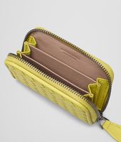 Bottega Veneta® PORTAMONETE NEW CHARTREUSE IN NAPPA INTRECCIATA Bottega Veneta® PORTAMONETE NEW CHARTREUSE IN NAPPA INTRECCIATA