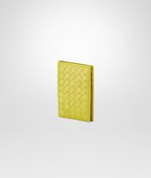 Bottega Veneta® PORTA CARTE NEW CHARTREUSE IN VN INTRECCIATO Bottega Veneta® PORTA CARTE NEW CHARTREUSE IN VN INTRECCIATO