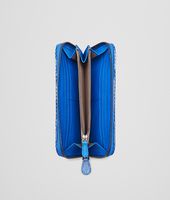 Bottega Veneta® Portemonnaie Mit Rundum-Reissverschluss AUS AYERS UND GEWASCHENEM LAMMLEDER SIGNAL BLUE Bottega Veneta® Portemonnaie Mit Rundum-Reissverschluss AUS AYERS UND GEWASCHENEM LAMMLEDER SIGNAL BLUE