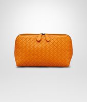 Bottega Veneta® BEAUTY CASE SUN IN NAPPA INTRECCIATA Bottega Veneta® BEAUTY CASE SUN IN NAPPA INTRECCIATA