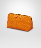 Bottega Veneta® BEAUTY CASE SUN IN NAPPA INTRECCIATA Bottega Veneta® BEAUTY CASE SUN IN NAPPA INTRECCIATA