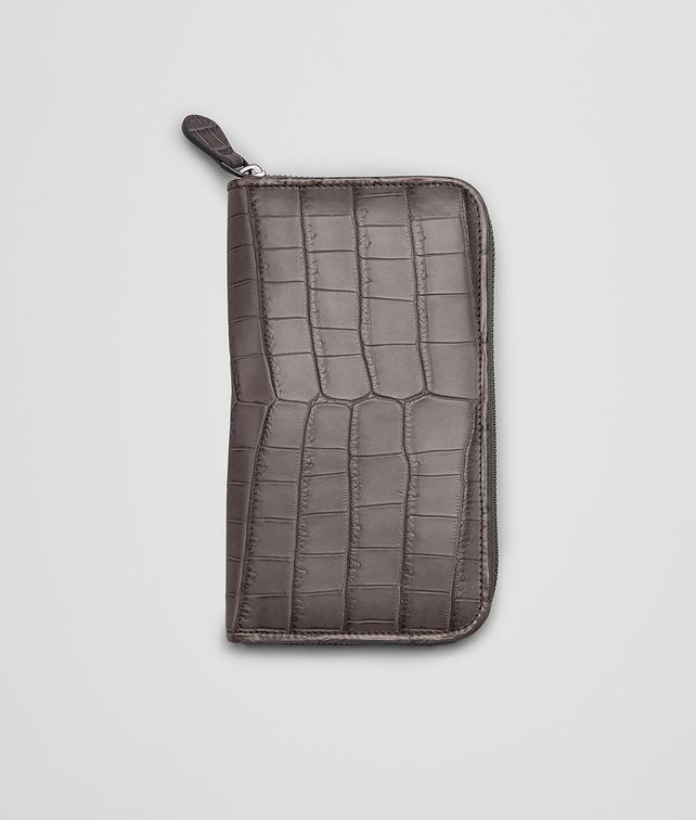 BOTTEGA VENETA Portemonnaie MIT ZIP aus weichem Crocodile Fumé NEW LIGHT GREY Portemonnaie mit Zip E fp