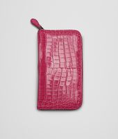Bottega Veneta® Portemonnaie MIT ZIP aus glänzendem Krokodilleder ROSA SHOCK Bottega Veneta® Portemonnaie MIT ZIP aus glänzendem Krokodilleder ROSA SHOCK