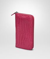 Bottega Veneta® Portemonnaie MIT ZIP aus glänzendem Krokodilleder ROSA SHOCK Bottega Veneta® Portemonnaie MIT ZIP aus glänzendem Krokodilleder ROSA SHOCK