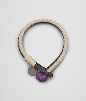 Bottega Veneta® ARMBAND AUS DRAP CALF INTRECCIATO NERO SAND MONALISA Bottega Veneta® ARMBAND AUS DRAP CALF INTRECCIATO NERO SAND MONALISA