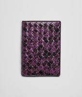 Bottega Veneta® MONALISA NERO INTRECCIATO AYERS PASSPORT CASE
Bottega Veneta® MONALISA NERO INTRECCIATO AYERS PASSPORT CASE