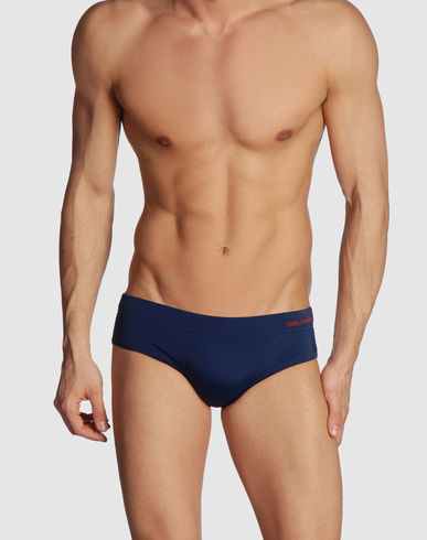 DSQUARED2