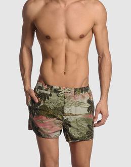MARC BY MARC JACOBS - MARE E PISCINA - Boxer da mare - su YOOX.COM