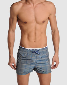 CESARE PACIOTTI BEACHWEAR - MARE E PISCINA - Boxer da mare - su YOOX.COM