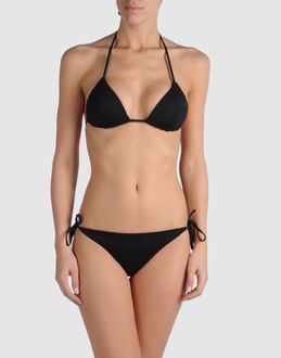 FISICO-CRISTINA FERRARI - MARE E PISCINA - Bikini - su YOOX.COM