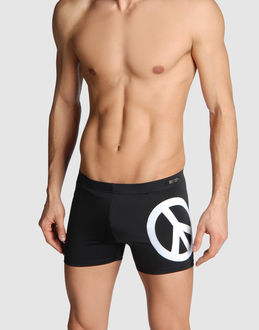 MOSCHINO SWIM - MARE E PISCINA - Boxer da mare - su YOOX.COM