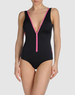 DIESEL - MARE E PISCINA - Costumi interi - su YOOX.COM