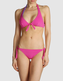 FISICO-CRISTINA FERRARI - MARE E PISCINA - Bikini - su YOOX.COM