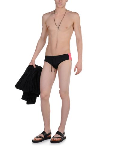 DSQUARED2 - Brief trunks