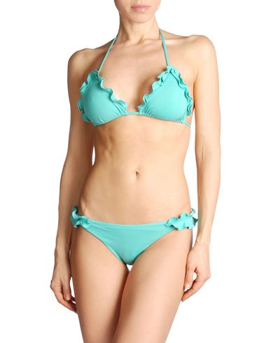 ZOOM FISICO-Cristina Ferrari - Bikini
