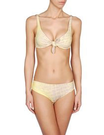 FISICO-Cristina Ferrari - Bikini