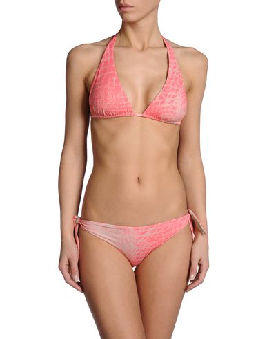 ZOOM FISICO-Cristina Ferrari - Bikini