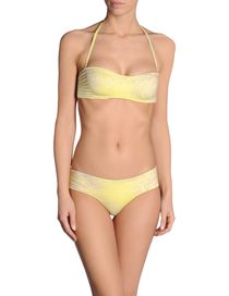FISICO-Cristina Ferrari - Bikini