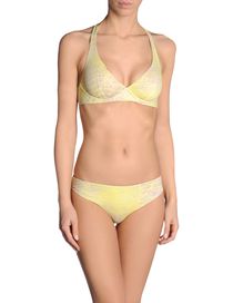 FISICO-Cristina Ferrari - Bikini