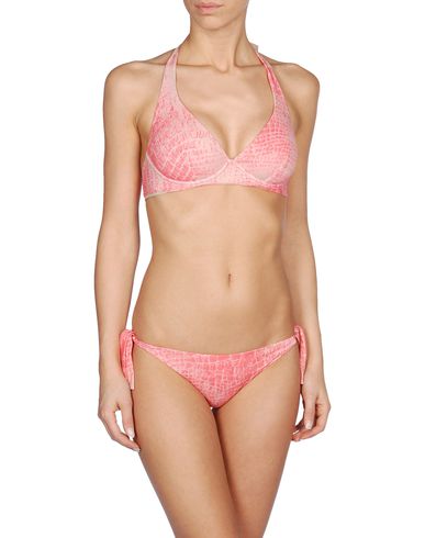 ZOOM FISICO-Cristina Ferrari - Bikini