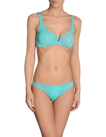 FISICO-Cristina Ferrari - Bikini