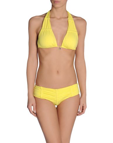 ZOOM FISICO-Cristina Ferrari - Bikini
