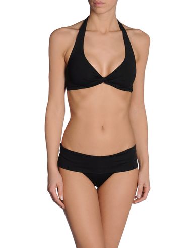 ZOOM FISICO-Cristina Ferrari - Bikini