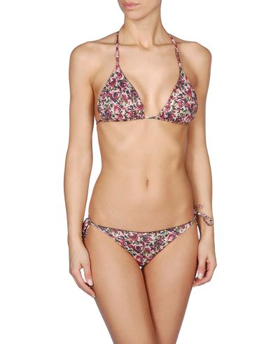 ZOOM FISICO-Cristina Ferrari - Bikini