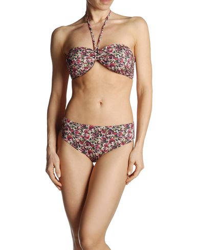 ZOOM FISICO-Cristina Ferrari - Bikini