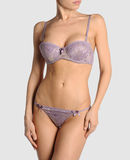Confronta prezzi Free - intimo - coordinati su yoox.com