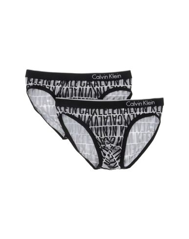ZOOM CK ONE - Brief