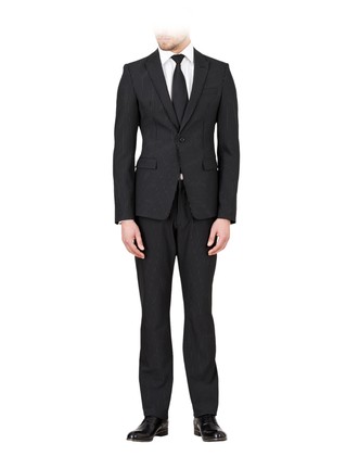 Costume à un bouton