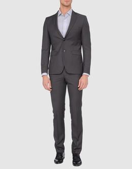 CLAVER - ABITI - Abiti - su YOOX.COM